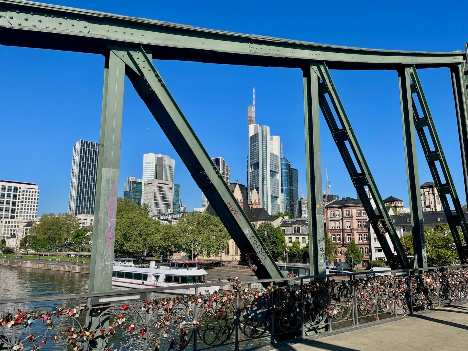 Die 15 schönsten Frankfurt Sehenswürdigkeiten & Geheimtipps