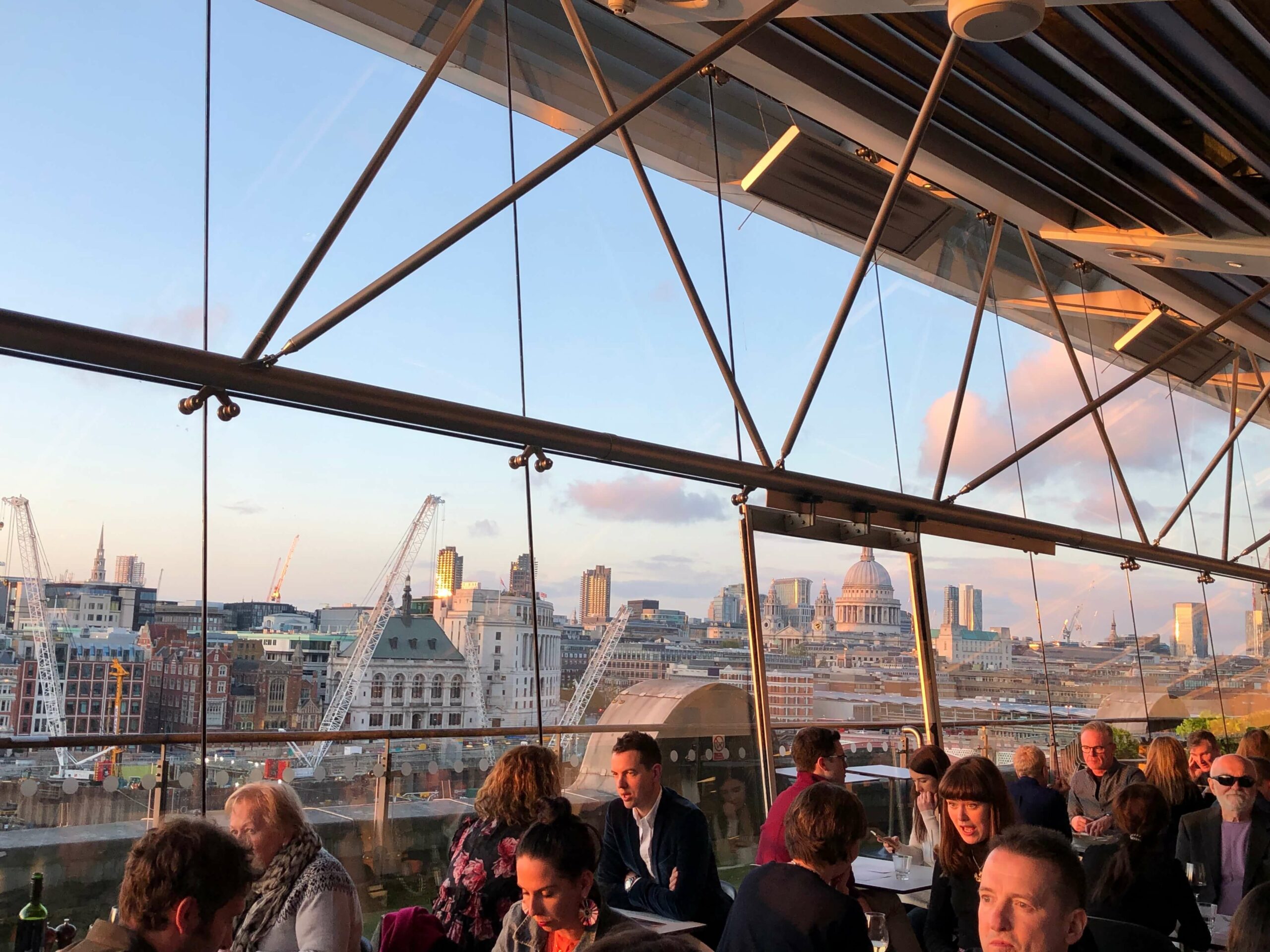 London von oben: Die OXO Tower Brasserie