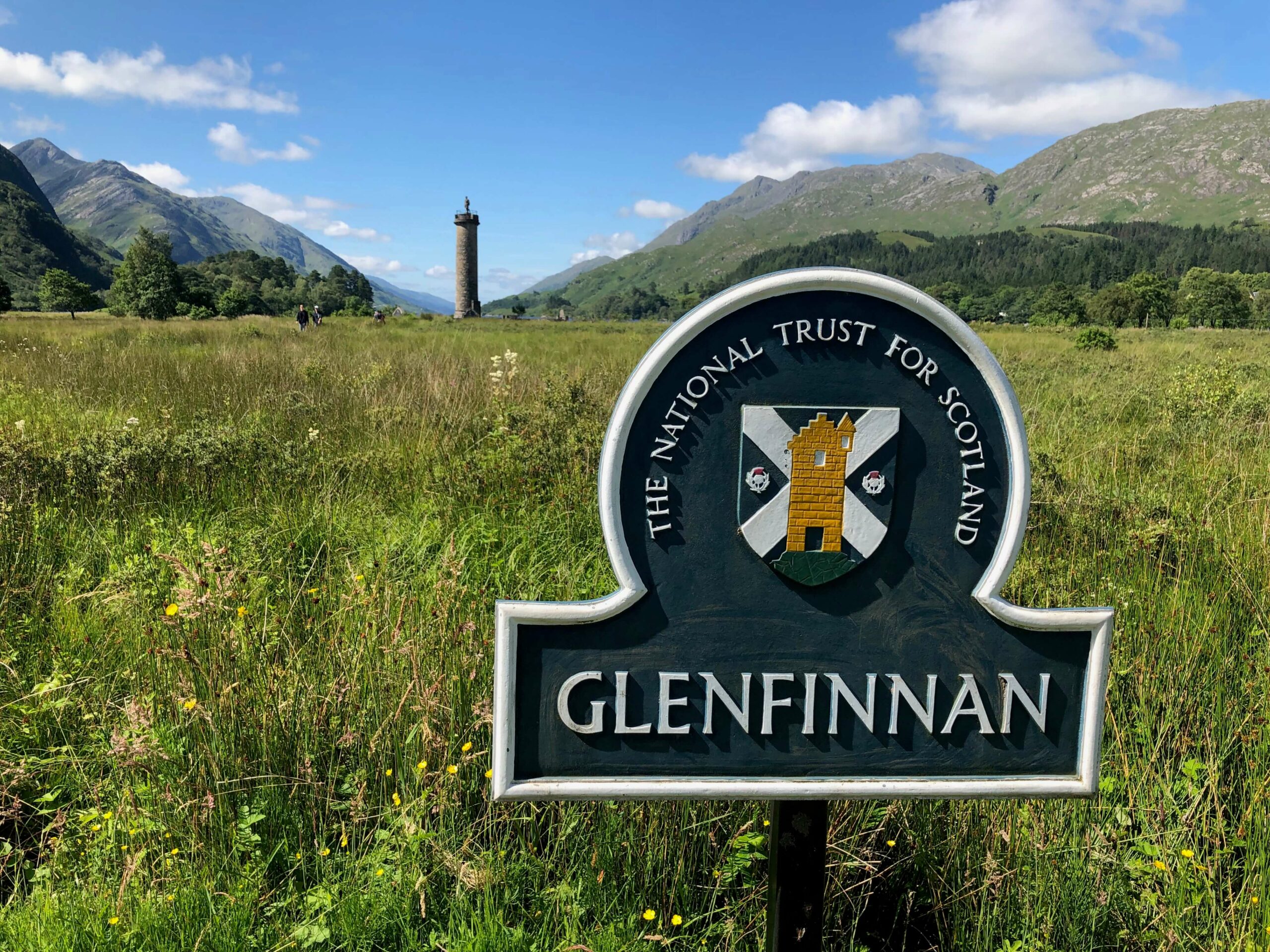 Schottland Rundreise Auto, das Glenfinnan Monument