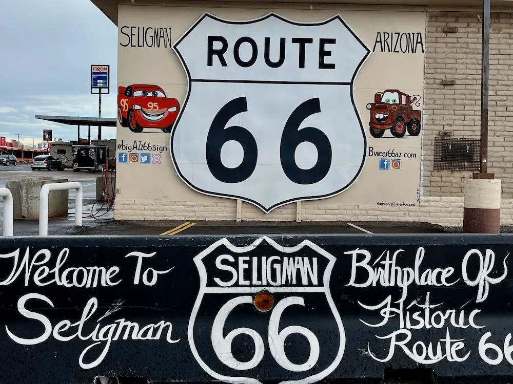 Kalifornien_mit_Kindern_Auf dem Weg zum Grand Canyon sollte ein Stop in Seligman nicht fehlen