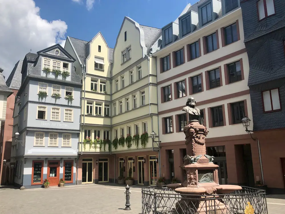 Frankfurt Highlights: die Neue Altstadt