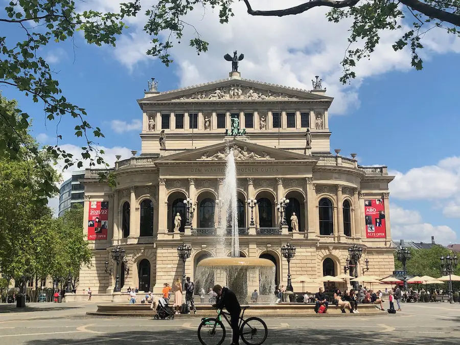 Frankfurt Highlights: die Alte Oper
