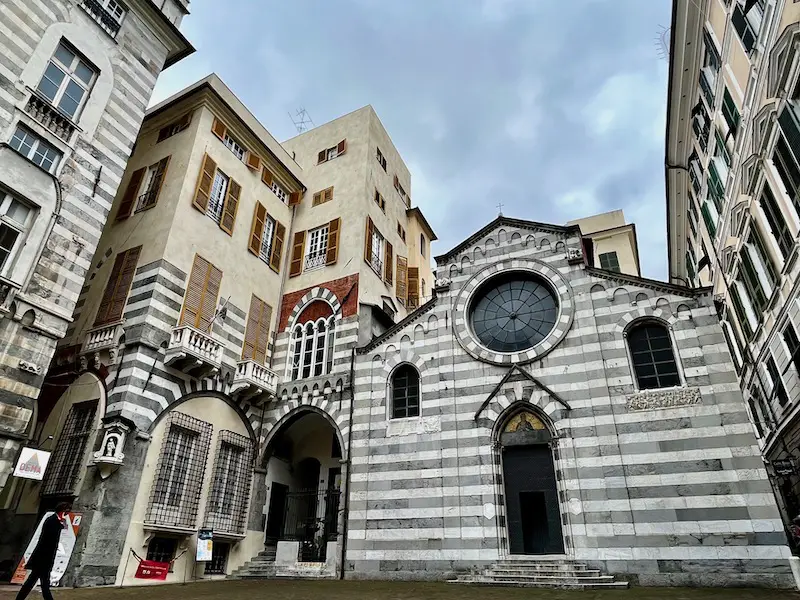 Altstadt von Genua: die Kirche San Matteo