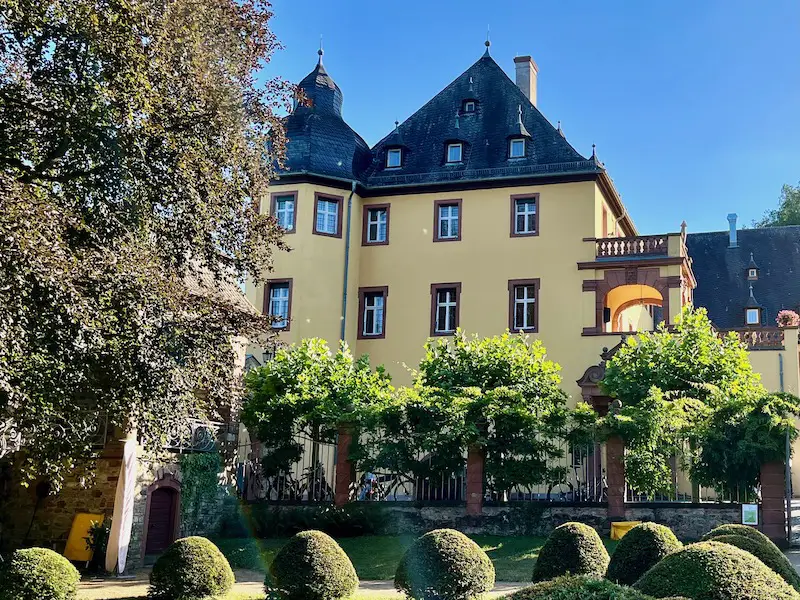 Rheingau Weingueter - Schloss Vollrads