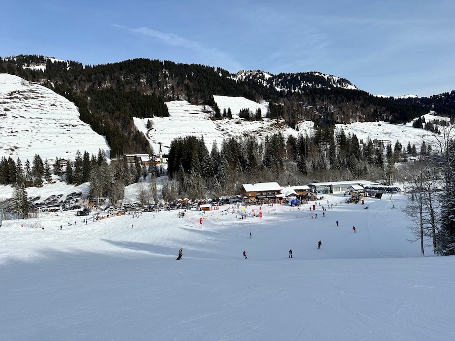 Schifahren_im_Allgaeu: Top Familienskigebiet: Balderschwang