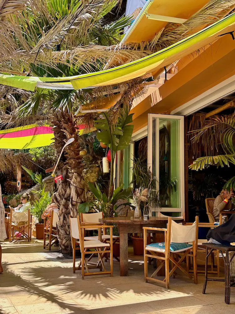 Ibiza Geheimtipps: Chillig: das Restaurant & Café On the Beach