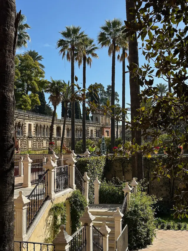 Sevilla Sehenswuerdigkeiten:  Auch der Garten des Palastes ist ein Highlight