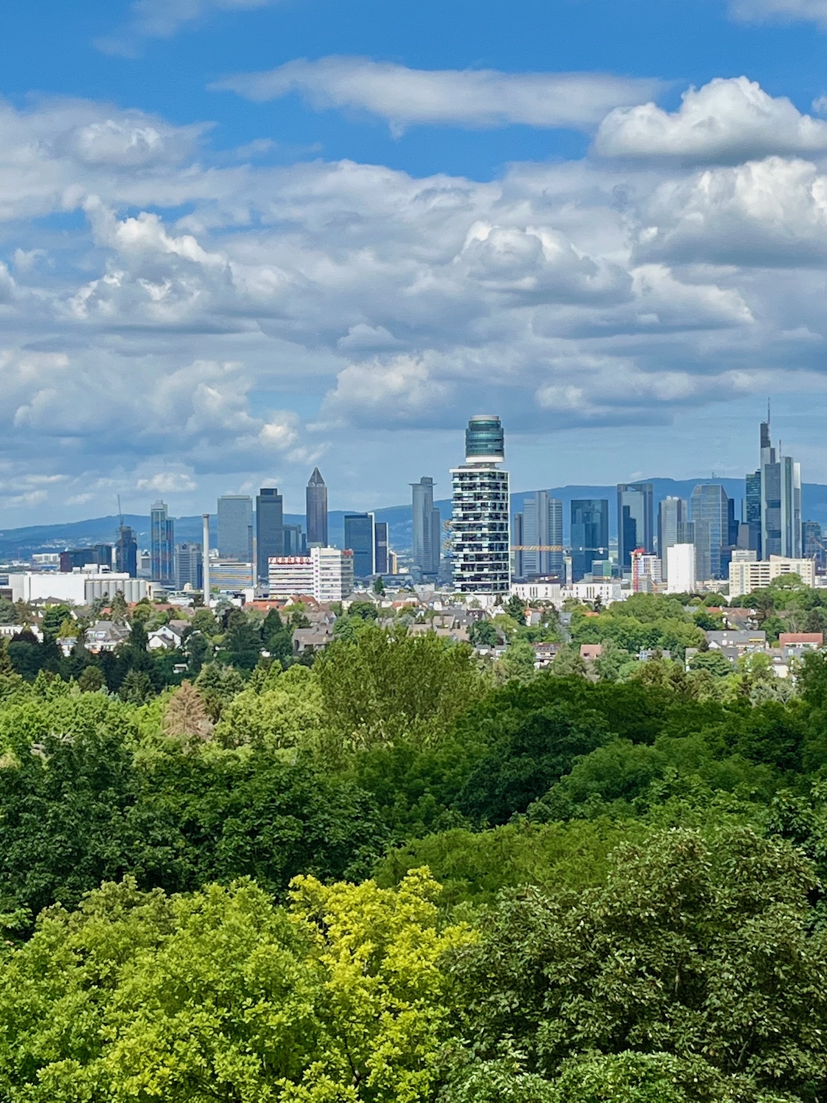 Frankfurt Sachsenhausen Sehenswürdigkeiten: Der Blick vom Goetheturm: ganz Frankfurt liegt dir hier zu Füßen